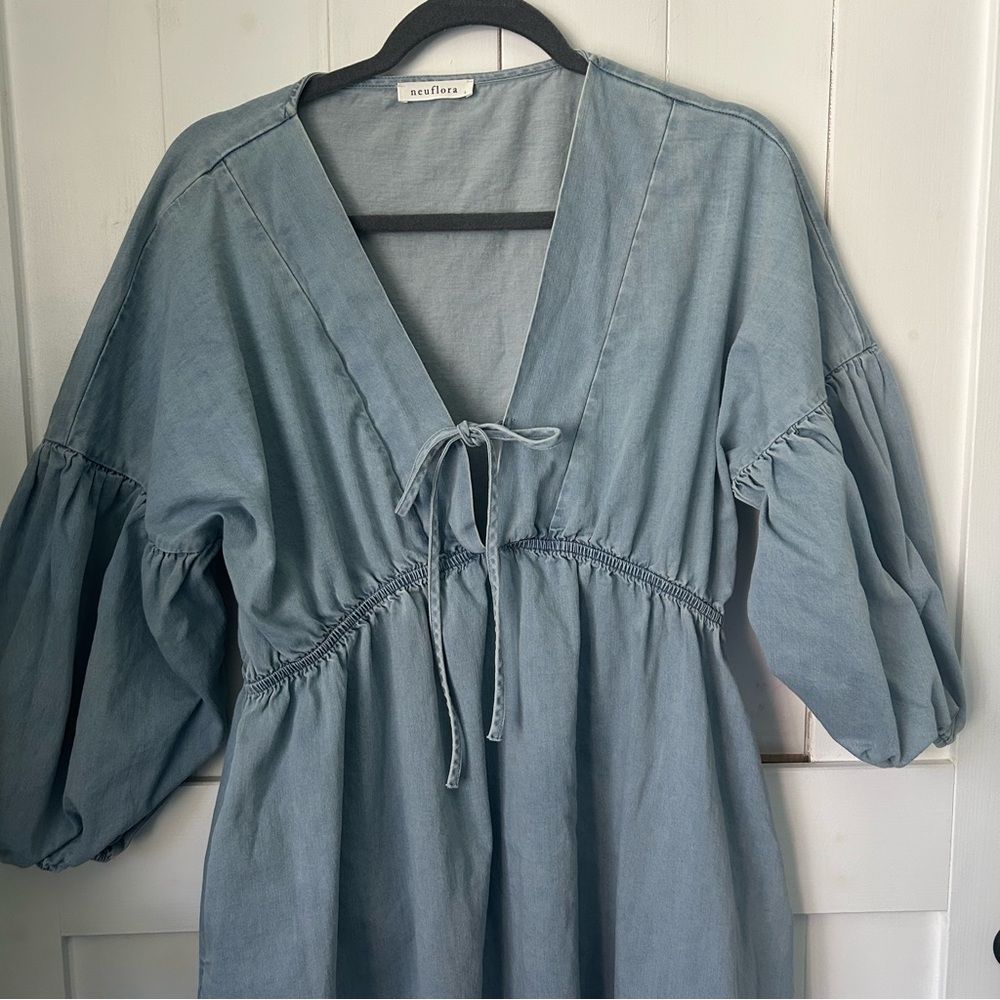 Port Augusta Dress - Chambray Dress with Pockets - Picture 5 of 8